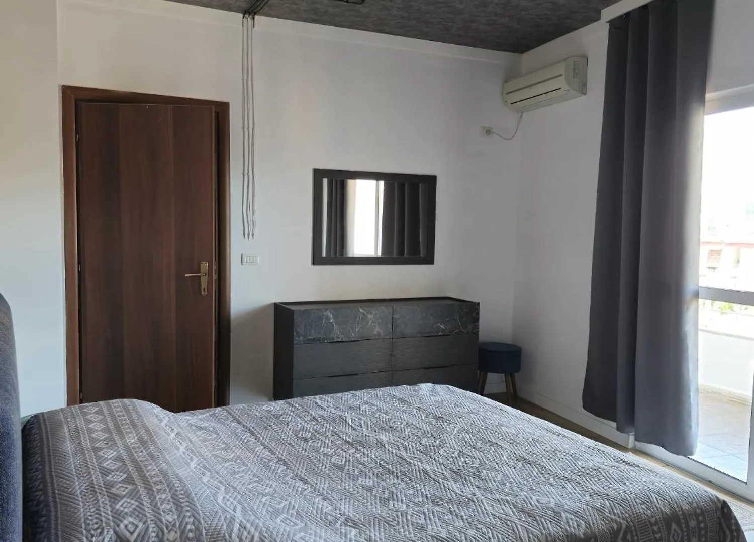 Sun Rays Apartment Tirana