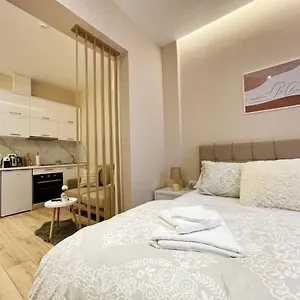 Aj Apartments, Hidden Gem In The Heart Of Tirana