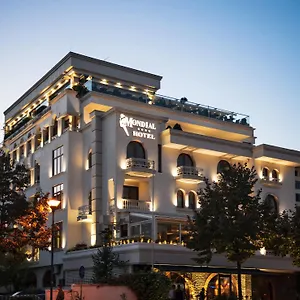 Mondial Тирана